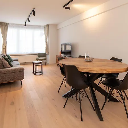 With Scenic View Apartment *